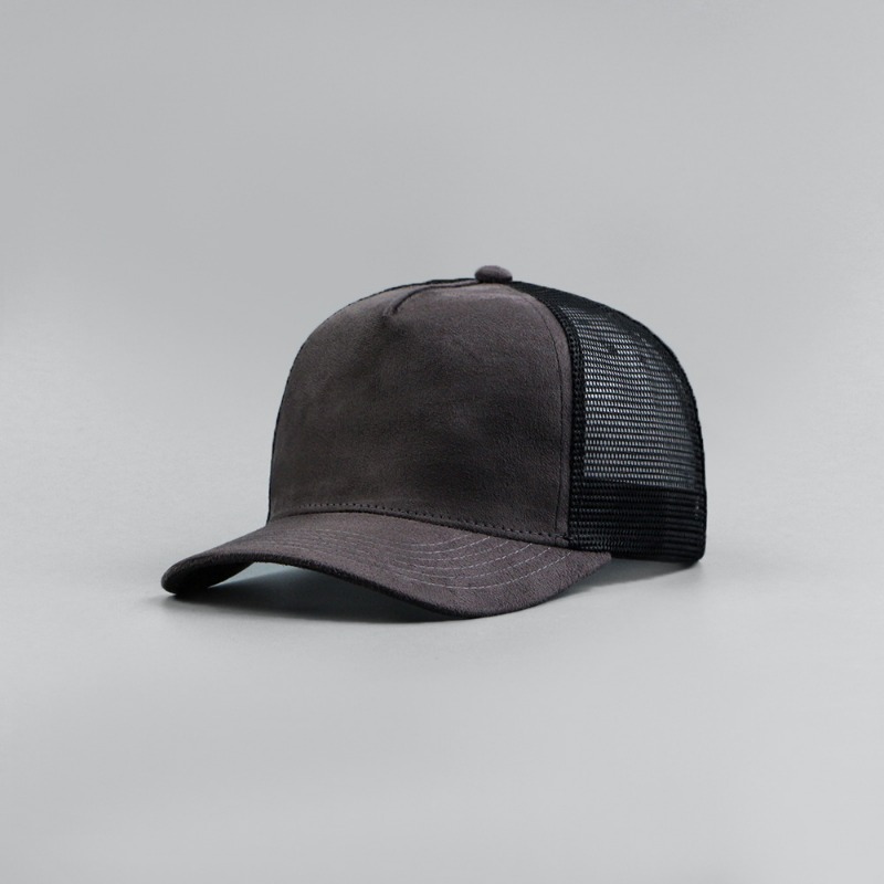 Skórzana etykieta Niestandardo – Leather Work Hat recenzja i cena